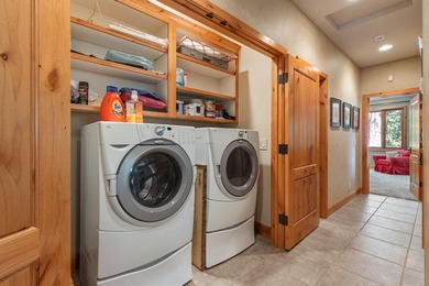 Stunning Custom Home in Desirable Bailey Creek! Welcome to this - photo 22