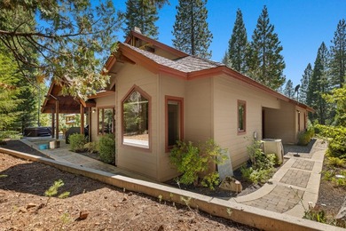 Stunning Custom Home in Desirable Bailey Creek! Welcome to this - photo 31