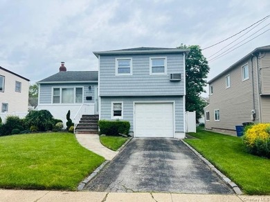 Opportunity Knocks in Oceanside, NY!!! Calling all - photo 3