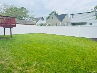 Opportunity Knocks in Oceanside, NY!!! Calling all - photo 6