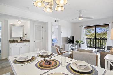 Bright, beautifully maintained 2-bedroom, 2-bath tennis villa - photo 7
