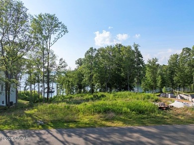 Carroll County 1000 Acre Lake Lot For Sale in Huntingdon Tennessee
