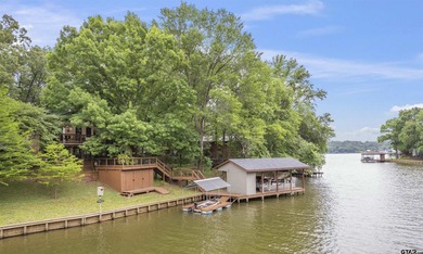 Absolutely Adorable Waterfront Cottage on Lake Cypress Springs! - photo 2