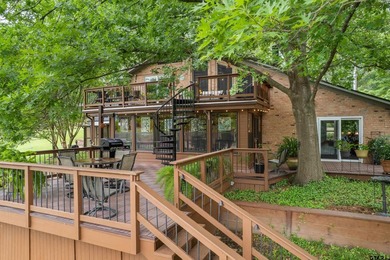Absolutely Adorable Waterfront Cottage on Lake Cypress Springs! - photo 6