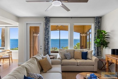 Spectacular million-dollar waterfront views set the stage for - photo 3
