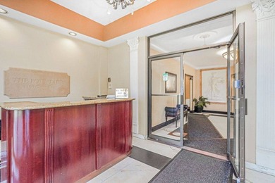Welcome Home to a spacious 1 bedroom co-op in the Fountains - photo 3