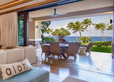This exquisitely furnished residence offers luxury resort-style - photo 1