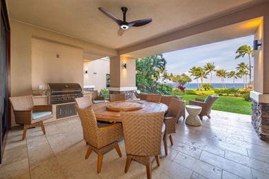This exquisitely furnished residence offers luxury resort-style - photo 6