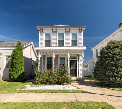 Ohio River Home Active Under Contract in Lawrenceburg Indiana