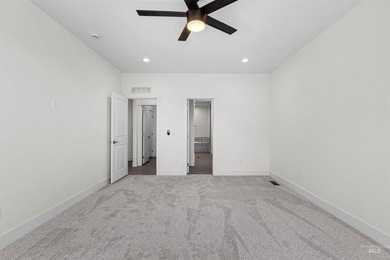 Welcome to this beautifully crafted North Fork Custom Homes - photo 21