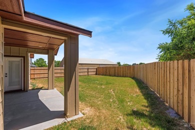 Welcome to this beautifully crafted North Fork Custom Homes - photo 34