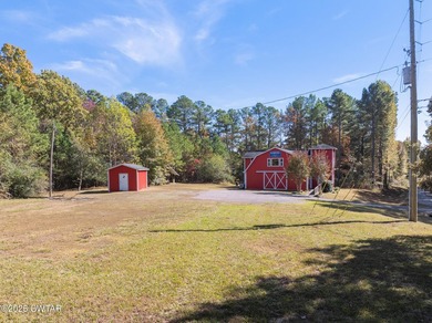 Lake Halford, Huntingdon, TN. 3640 sq ft building on 5 acres - photo 7