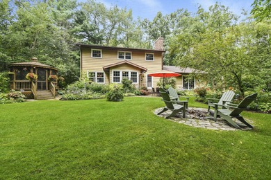 (private lake, pond, creek) Home For Sale in Sun Prairie Wisconsin