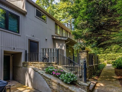 Lake Condo For Sale in Lake Toxaway, North Carolina