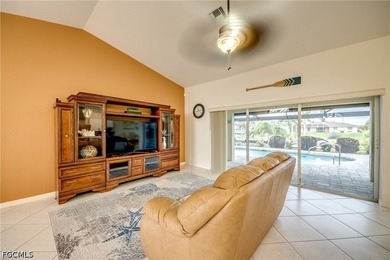 Presenting 2028 SW 44th Terrace, a Gorgeous Waterfront Pool Home - photo 11