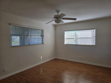 THIS IS PHASE B & A SMALL DOG ALLOWED. THIS SPACIOUS VILLA HAS - photo 19