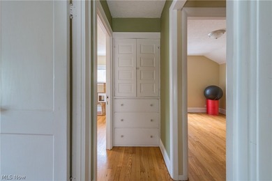 Welcome to 1328 Granger Ave.-timeless historical charm offering - photo 24