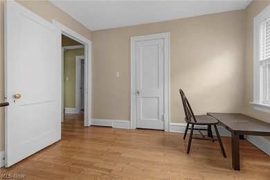 Welcome to 1328 Granger Ave.-timeless historical charm offering - photo 29