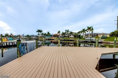Presenting 2028 SW 44th Terrace, a Gorgeous Waterfront Pool Home - photo 43