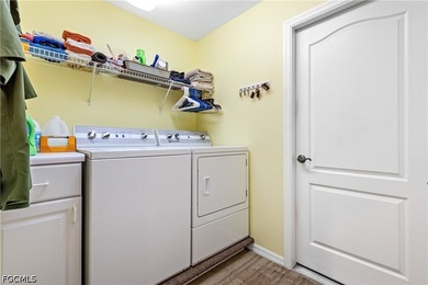 Come see this beautiful 4 bedroom, plus den pool home with so - photo 13