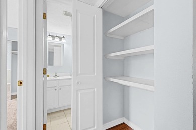 Welcome to Unit 10B at Finisterra in Shalimar--a beautifully - photo 16