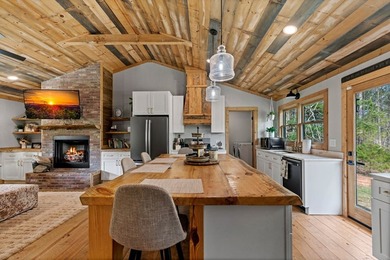 Just five miles from downtown Blue Ridge, this extraordinary 100 - photo 16