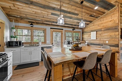 Just five miles from downtown Blue Ridge, this extraordinary 100 - photo 19