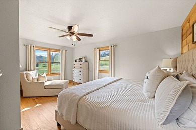 Just five miles from downtown Blue Ridge, this extraordinary 100 - photo 22