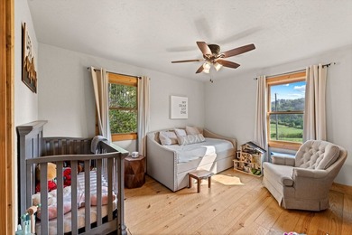 Just five miles from downtown Blue Ridge, this extraordinary 100 - photo 30