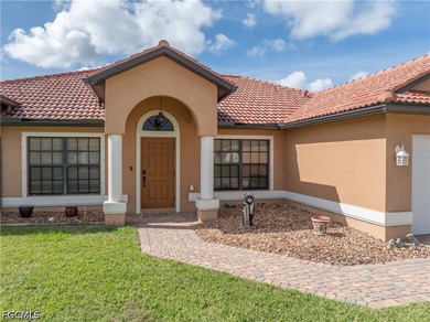 Come see this beautiful 4 bedroom, plus den pool home with so - photo 31