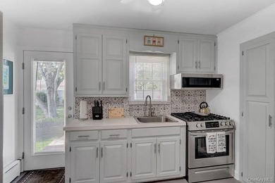 This is not a house, it's a Home! A Charming Colonial for your - photo 7