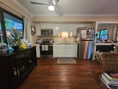 Enjoy easy living in this charming 1-bedroom, 1-bath condo - photo 4