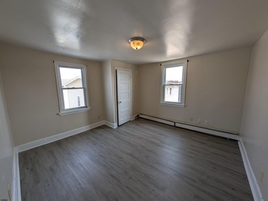 Legal QuadPlex - INVESTOR ALERT - 13% Cap rate on this Triplex - photo 9