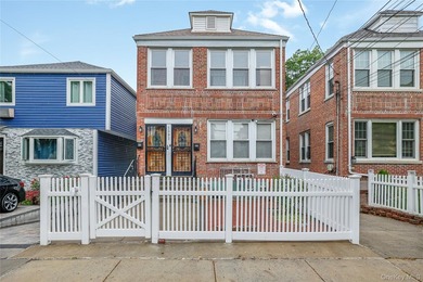 THREE APARTMENTS - Building officially classified as a - photo 3