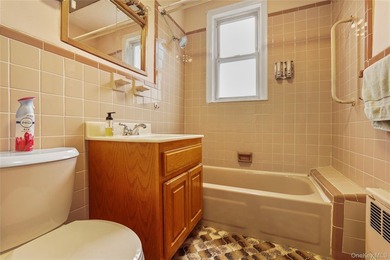 THREE APARTMENTS - Building officially classified as a - photo 10