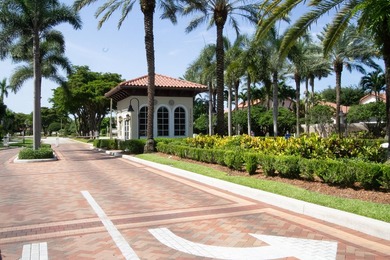 This beautiful 3/2.5 Townhouse in Pointe 100 is the newest - photo 2