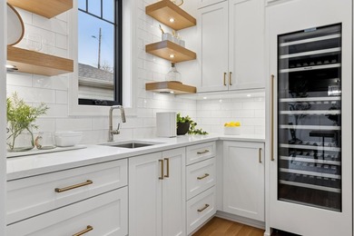 Dream Homes Inc. presents an amazing opportunity in the Kenwood - photo 13