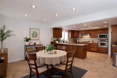 This is the one- 5755 Avenida Estoril, an exceptional residence - photo 14