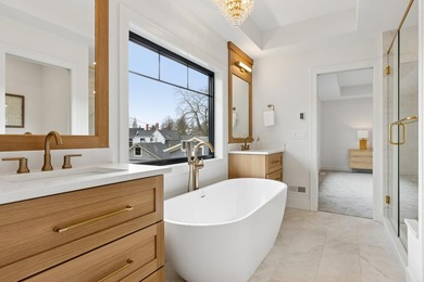 Dream Homes Inc. presents an amazing opportunity in the Kenwood - photo 26