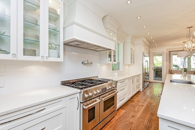 Highly sought-after Crescent Heights! This custom-built 2-storey - photo 4