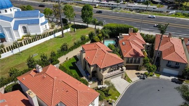 This is the one- 5755 Avenida Estoril, an exceptional residence - photo 34