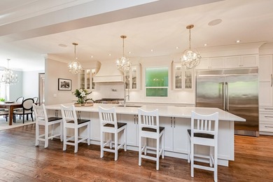 Highly sought-after Crescent Heights! This custom-built 2-storey - photo 9