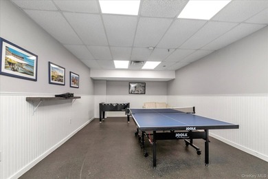 Beautifully updated first-floor two-bedroom two-bath Gated condo - photo 15