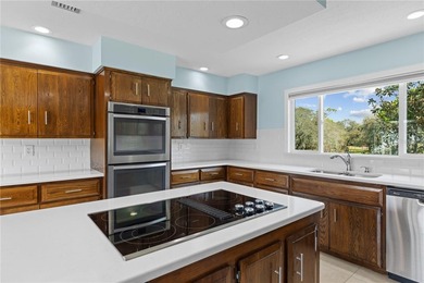 Welcome to this spacious and beautifully maintained 3-bedroom, 3 - photo 20