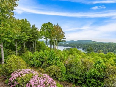 Lake Toxaway Home For Sale in Lake Toxaway North Carolina