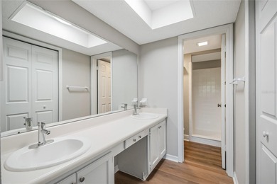 New Roof!! Welcome to this cozy and well-maintained 2-bedroom - photo 21