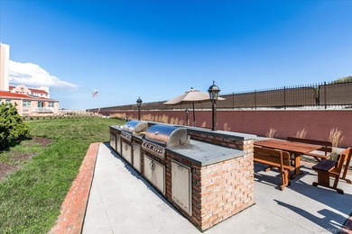 Beautifully updated first-floor two-bedroom two-bath Gated condo - photo 22