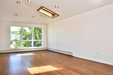 This beautiful waterfront home is truly a sea lover's dream. It - photo 3