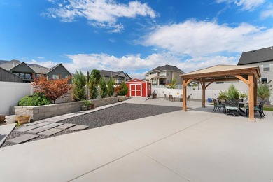 Some homes ask you to imagine what they'll become. This one lets - photo 34