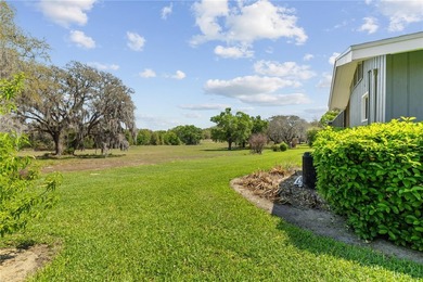 Welcome to this spacious and beautifully maintained 3-bedroom, 3 - photo 54